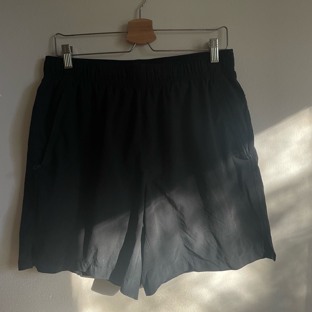 Brand new Girlfriend Collective Active Shorts made with recycled materials!